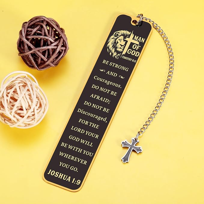 Christian Bookmark Man of God, Inspirational Lion Bible Verse Bookmark with Cross Pendant, Religious Scripture Verse Bookmarks for Man Accessories Church Fathers Day Baptism Easter for Pastor Men