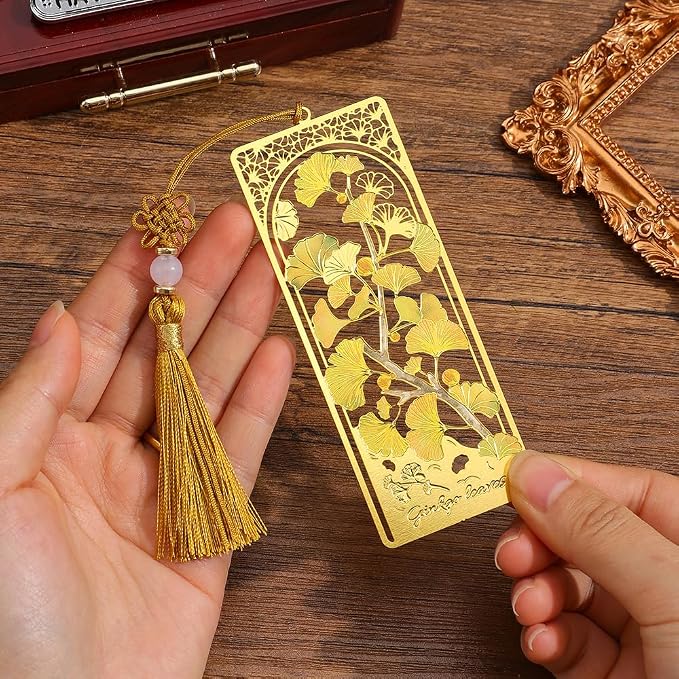 icceemee 2PCS Ginkgo Leaf Theme Bookmark, Cute Bookmark for Women with Hollow-Out Square & Irregular Design, Natural Tassel Book Marks Set in Gift Box, for Book Lovers
