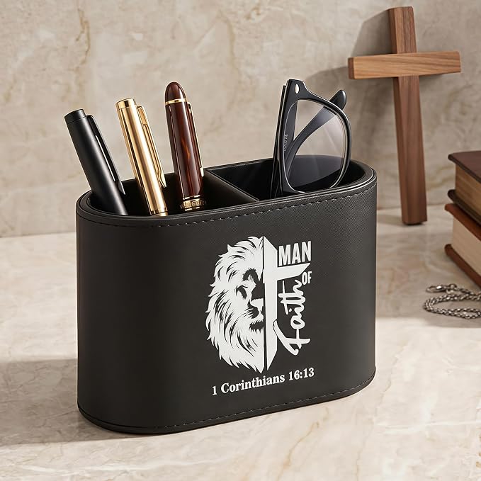Dunzoom Gift for Father's Day Christian PU Leather Pen Holder for Desk, Bible Verse Pencil Cup Organizer, Religious Gift for Men, Pastor, Dad, Office Decor(Man of Faith)