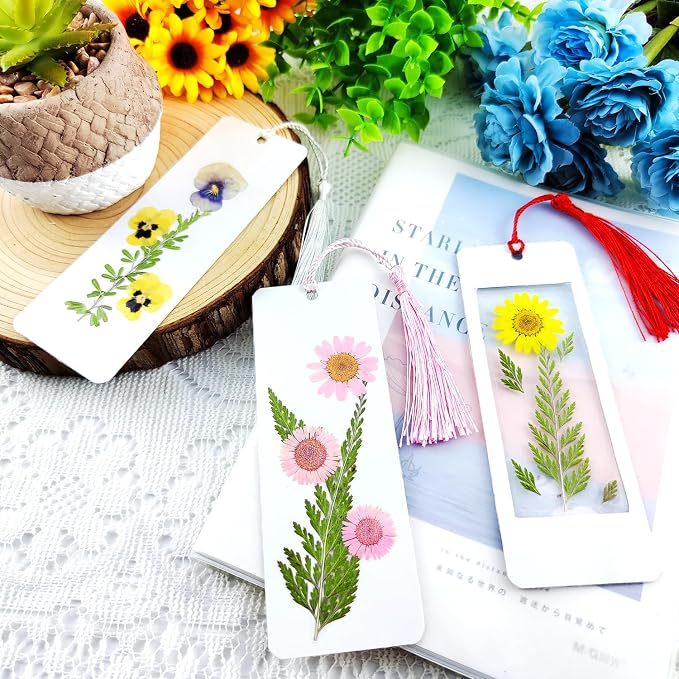Cardstock Blank Bookmarks Set, 12 Pcs DIY White Craft Bookmarks for Pressed Flowers, Dried Floral Book Mark Making Kit, Book Marks for Dried Floral, Gifts for Book Lovers (Classic Style)