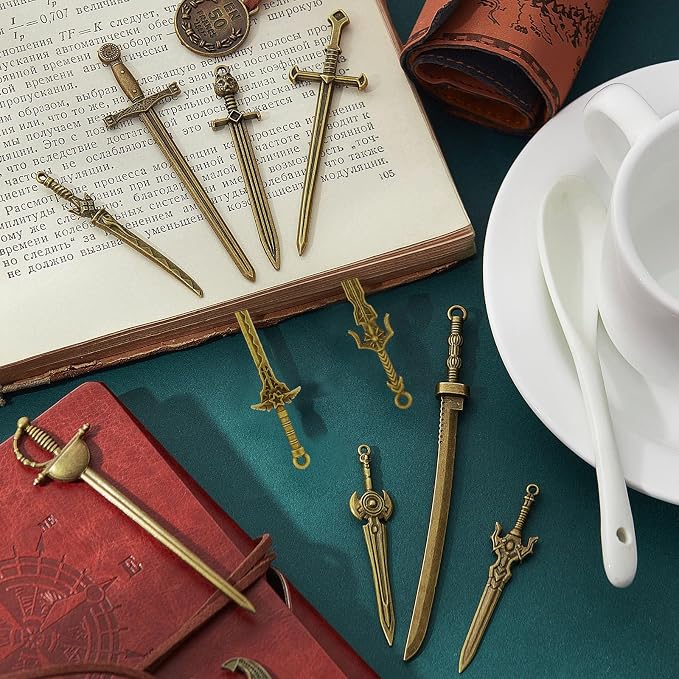 Hicarer 30 Pieces Antique Swords Knife Bookmark Sword Charms Pendants Bookmarks for Book Lovers Presents Reading Crafting DIY (Anti Brass)