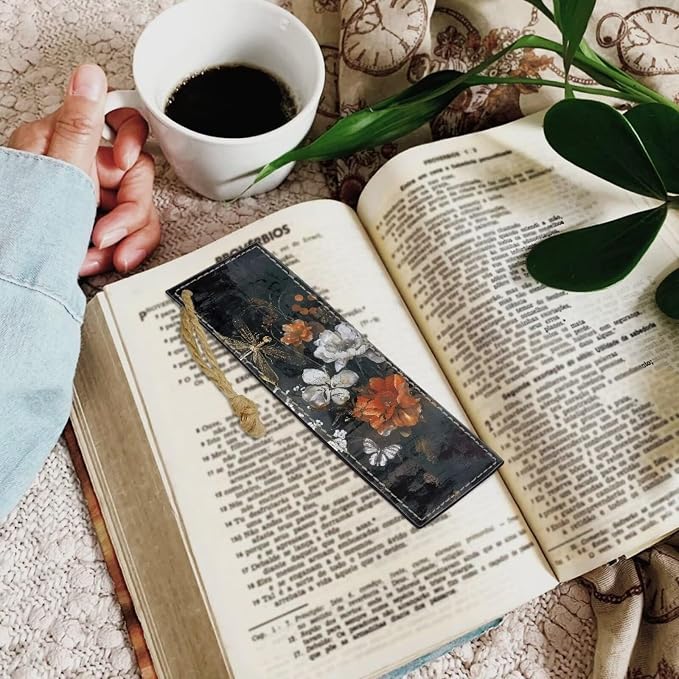 Bookmarks for Men Boy, Cool Bookmarks Vintage Dragonfly Flower Book Marks for Adults Kids Funny Bookmark for Women Men Book Lovers Bookmarks Aesthetic