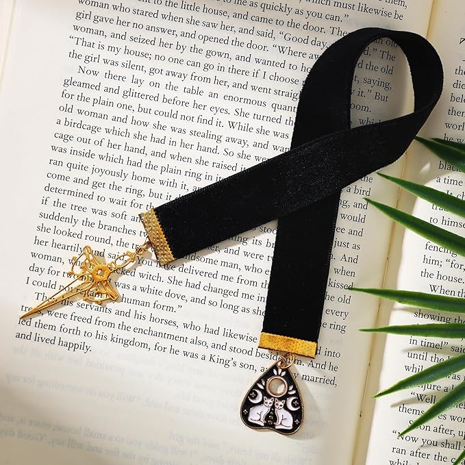 Vintage Witch Bookmark with Cat Pendant, Witchy Sword Ribbon Bookmarks for Reading Women, Men, Book Lovers, Girls, Teens, Teachers and Students, Handmade Wicked Book Mark