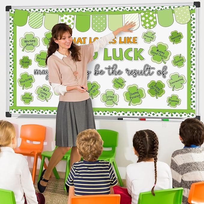 St. Patrick's Day Bulletin Board Decoration Set Lucky Shamrock Motivational Classroom Decoration Green Shamrock Positive Paper Cutouts for Irish Holiday Party School Home Office Chalkboard Wall Decor