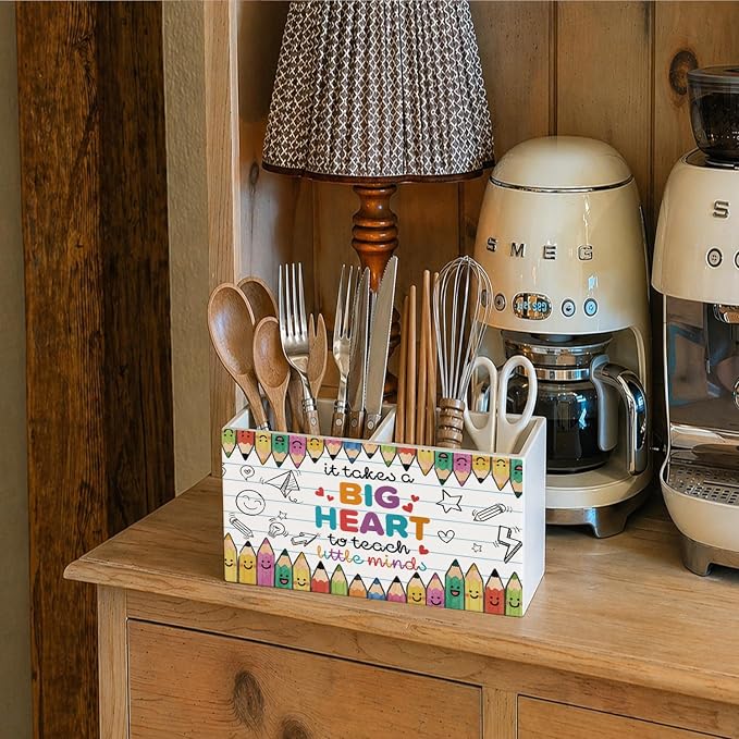 Teacher Pen Pencil Holder for Desk Teacher Appreciation Gifts,Teacher Gifts for Women from Student,It Takes a Big Heart to Help Shape Little Minds Sign for Office Classroom Desk Tabletop