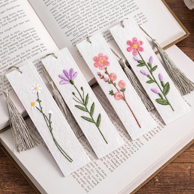 Gersoniel 4 Pack Embroidery Felt Bookmarks Floral Patterns Bookmark with Tassels Handmade Flower Bookmark Cute Book Markers for Reading Adults School Office Book Lovers Gifts (Flower)