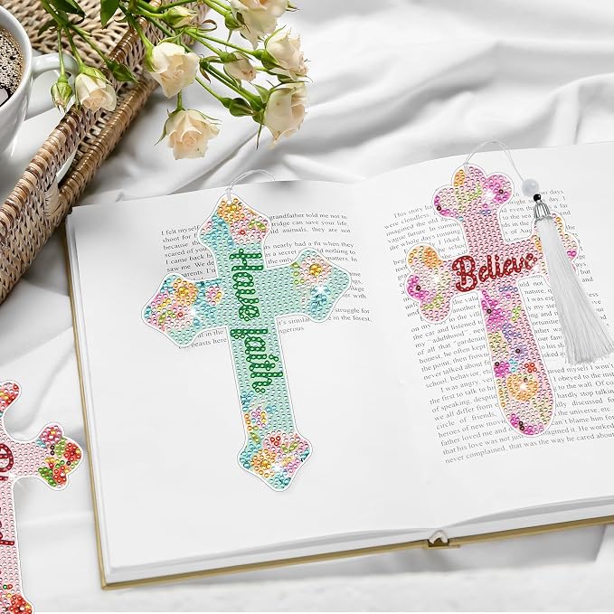 Cross Diamond Painting Bookmarks - 8PCS 5D Diamond Art Bookmark Kits with Tassel Bible Verse Rhinestone Page Marks Inspirational Christian Bookmarks for Reading Lover Book Decor DIY Crafts Gift