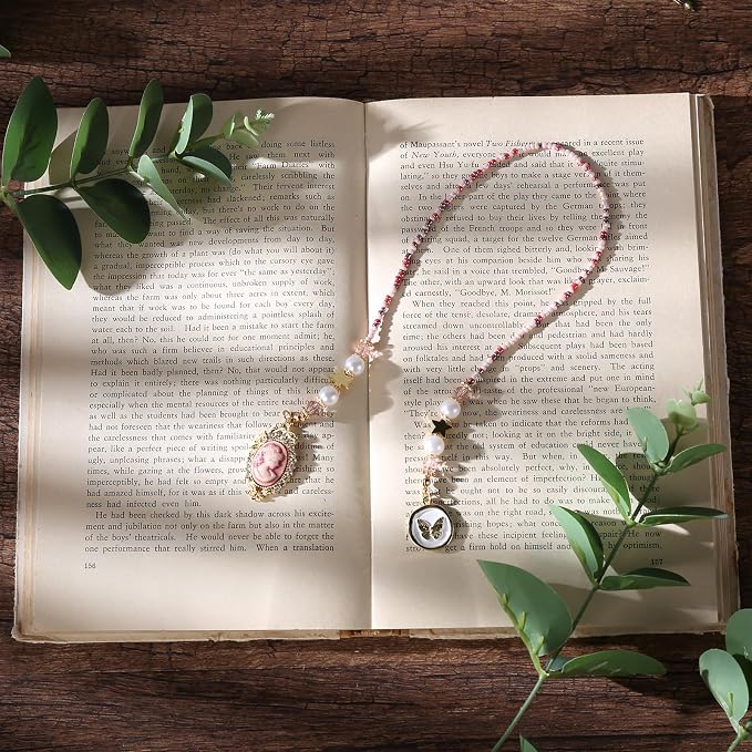 Vintage Cameo Beaded Bookmark - Pink Gold Beads Book Mark with Butterfly for Women, Unique Aesthetic Accessories Bookish Gifts for Booklovers Students Teachers