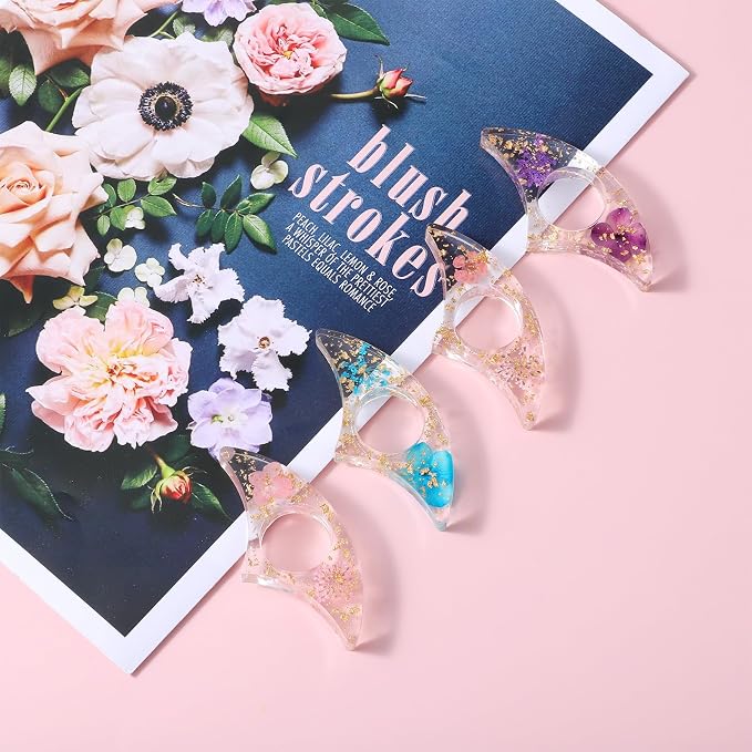 4 Pcs Thumb Book Page Holder, Dried Flower Resin Finger Ring Opener Bookmark, Book Lovers Gifts for Reading, Bookworms, Teachers, Best Friend, Student, Handmade Reading Books Accessories