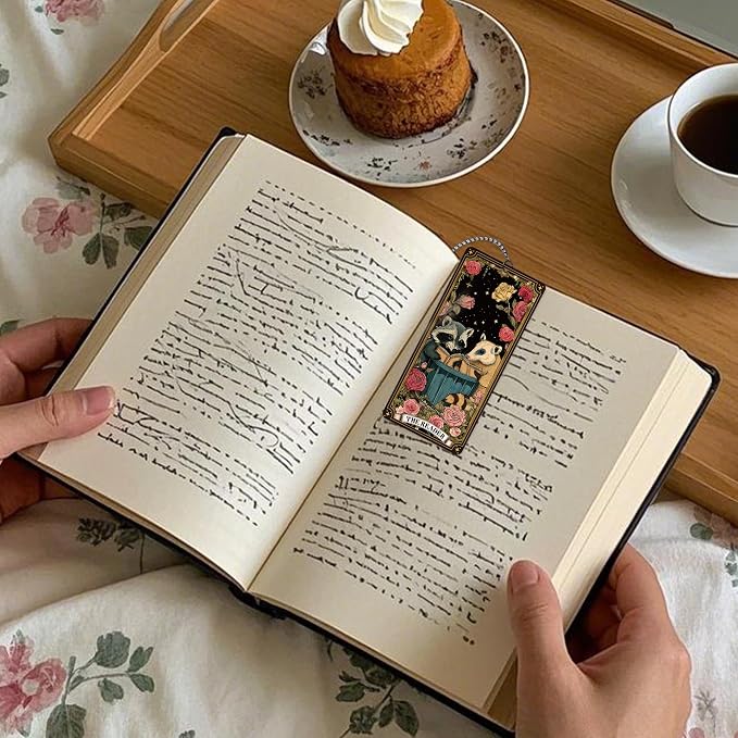 Cute Raccoon Metal Bookmark Gifts, Raccoon Floral Printed Book Mark Clips with Gift Bag, Cute Animal Bookmarks for Book Lovers Reading Girls Women Kids School Office Supplies