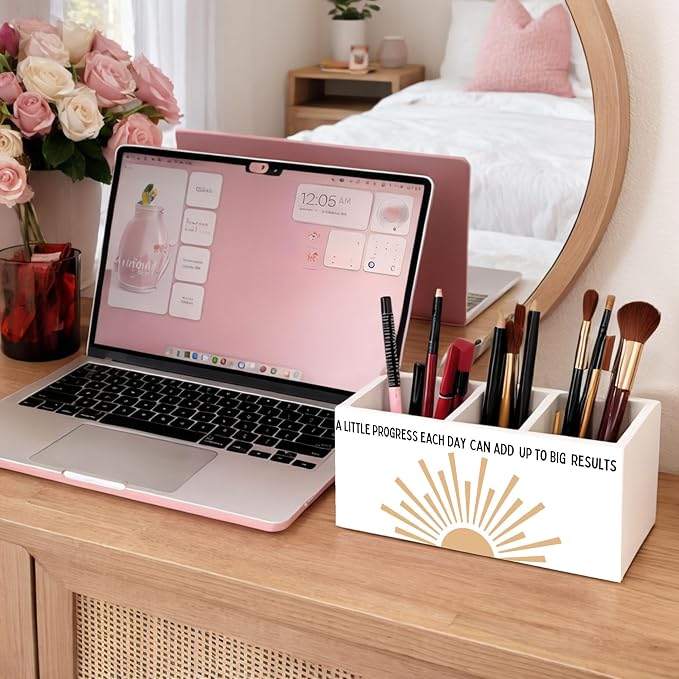A Little Progress Each Day Desk Organizer, 3 Compartment Wooden Pencil Holder, Cute Motivational Desk Storage Box for Pens, Pencils, Scissors, Ruler, Office Supplies, Home, Classroom