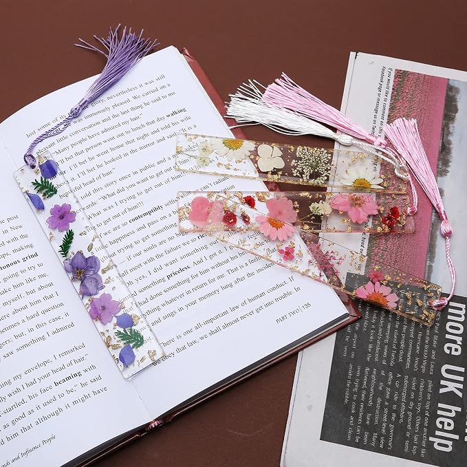 Bookmarks for Women, Kaluofan 2PCS Book Marks for Reading Women, Durable Handmade Dried Flower Resin Bookmarks with Tassels, Pretty and Increase Reading Interest