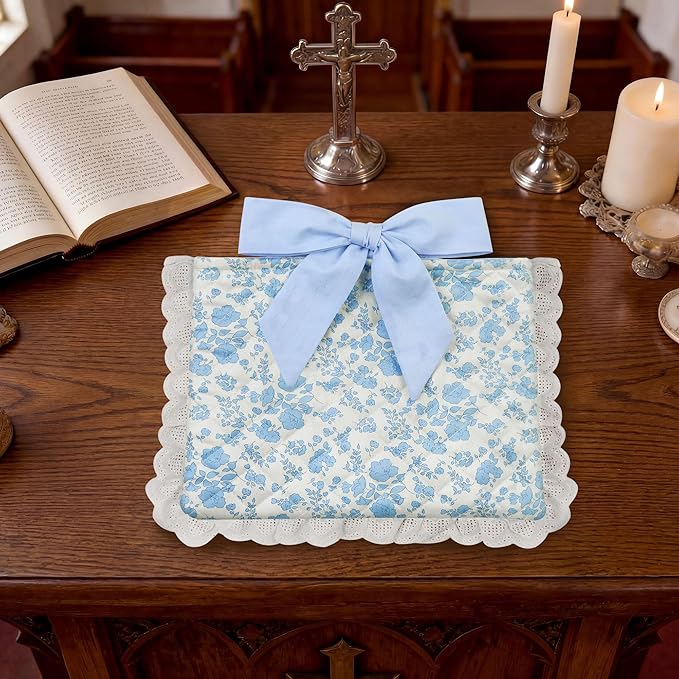 Vintage Blue Floral Quilted Bible Cover for Women – Fits Standard Size Bible Book Padded Protector Washable Cotton Bag with Elegant Lace Trim & Bow Handle – Includes Interior Zipper Pocket