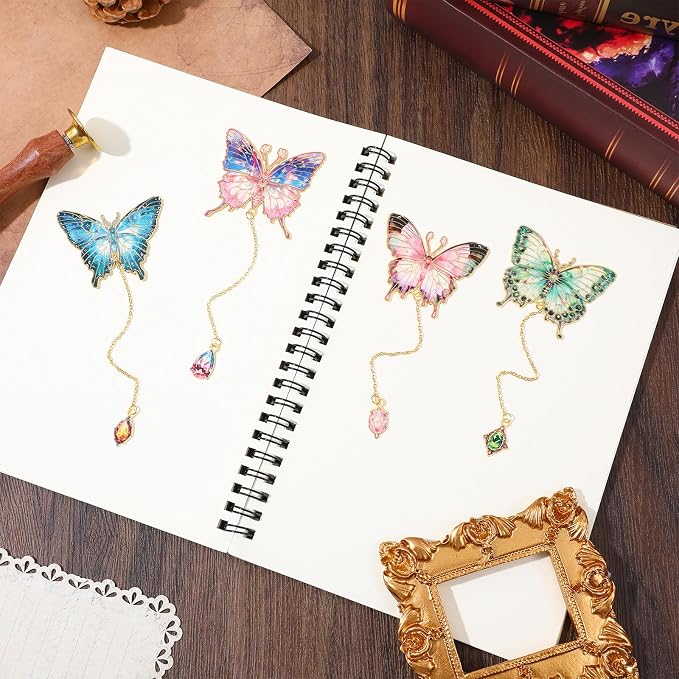 4 Pcs Butterfly Metal Bookmarks for Women, Aesthetic Vintage Book Marks for Reading Women, Cute Bookmarks with Chain, Book Lovers Gifts, Unique Mark Gifts for Books Lovers, Books Accessories