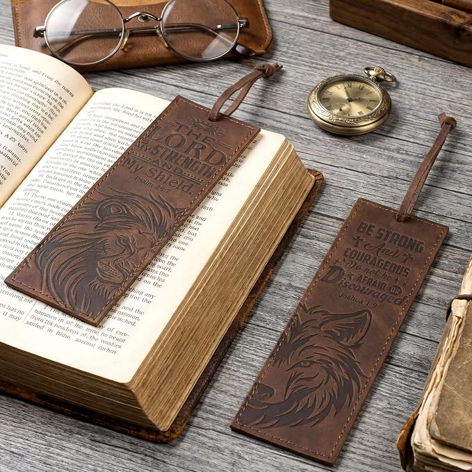 Tinlade 2 Pcs Wolf Lion Leather Bible Bookmark Christian Bookmarks Gifts for Men with Psalm the Lord is My Strength Inspirational Bible Leather Book Marks for Reading Men Religious Father's Day Gifts