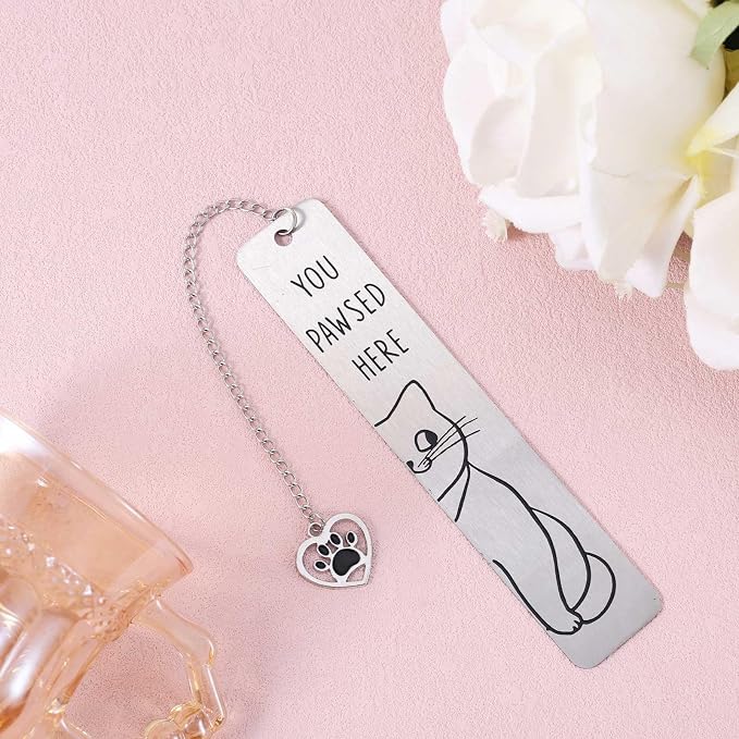 Cute Cat Bookmark, Reading Lover Gift Zinc Alloy Bookmarks for Women Funny Book Marks with Paw Heart Pendent Cute Smile Bookmark for Book Lovers (Silver Smile Cat)