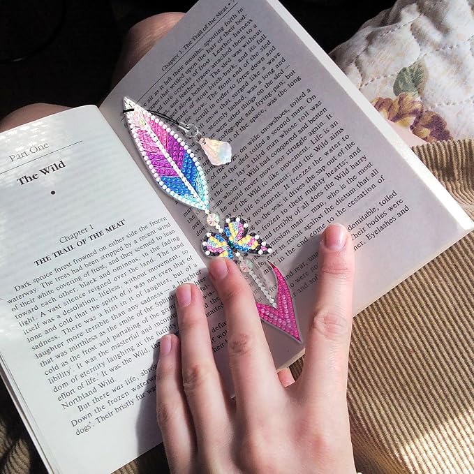 12 Pcs Feather Diamond Painting Bookmarks, Diamond Art Bookmarks with Pendant, Diamond Art Painting Kits for Beginners Adults DIY Art Craft Gifts Book Decors