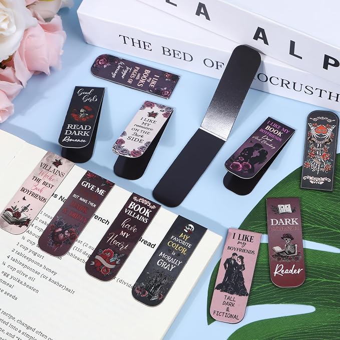 Dark Romance Magnetic Bookmark Gifts - Wxiben 30PCS Funny Magnetic Bookmarks Gothic Book Mark Magnets Romantasy Page Marker Clip Gift for Women Girls Dark Romance Reader Students Teachers Supplies