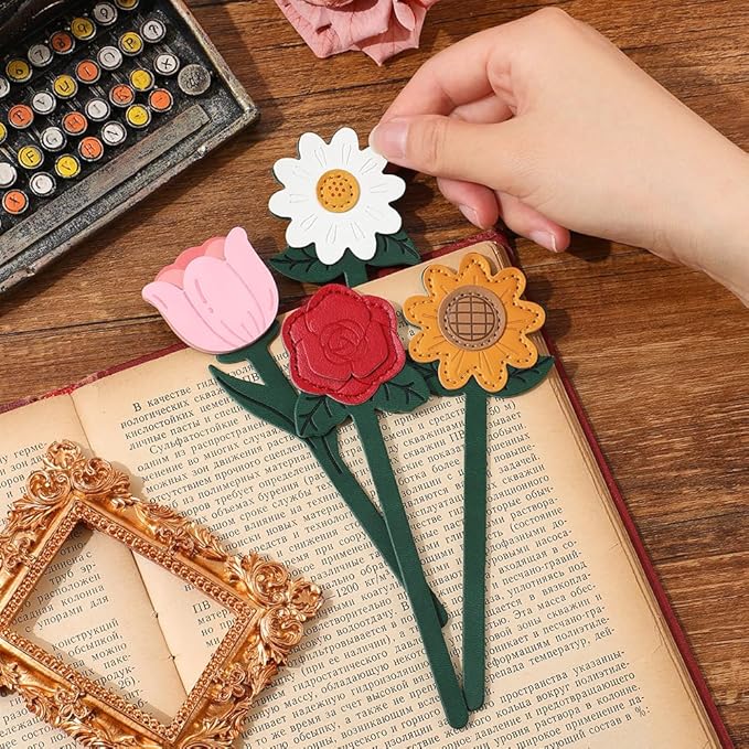 2 Pieces Bookmarks,Vintage Leather Bookmarks for Women,Cute Bookmarks for Book Lovers,Teacher,Daisy and Tulip