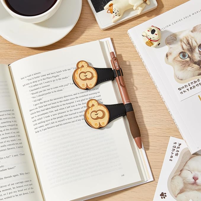 2Pcs Magnetic PU Leather Bookmarks Gift Box, Cute Cat Book Marks for Reading Women, Magnetic Bookmark Set with Double-Sided Magnets, Book Club Gifts for Women, Bookish Gifts