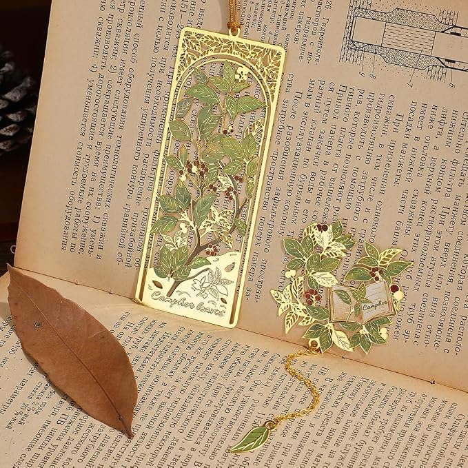 icceemee 2PCS Camphor Leaf Theme Bookmark, Cute Bookmark for Women with Hollow-Out Square & Irregular Design, Natural Tassel Book Marks Set in Gift Box, for Book Lovers