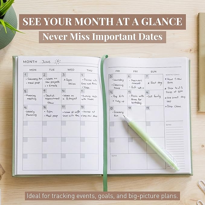Rileys & Co Undated Daily Planner 8 x 6 in, Day Schedule Planner & Agenda Book, Journal with Goal & Habit Tracker, No Dates Dateless Annual Organizer for Work, School & Home - Green