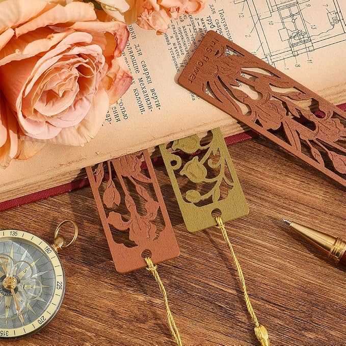icceemee 2pcs Wooden Bookmarks with Iris & Bluebell Floral Design - Nature Themed Book Markers for Women, Men, Readers - Unique Gift for Book Lovers
