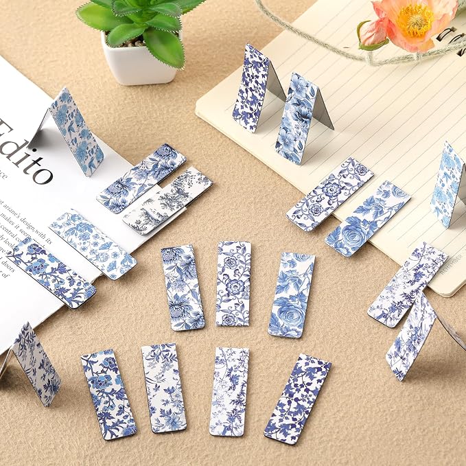Chinoiserie Magnetic Bookmarks Gifts - 30 PCs Blue and White Book Marks Reading Women Bulk Floral Bird Tree Aesthetic Magnet Page Markers Clip Birthday Back to School World Book Day Decor