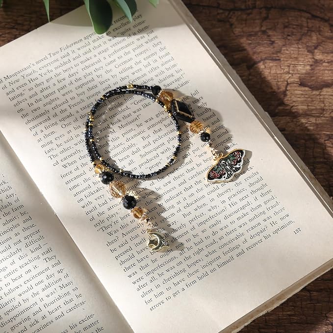 Vintage Moth Moon Beaded Bookmark - Gothic Fantasy Beads Book Mark for Women & Men, Unique Dark Academia Accessories Bookish Gifts for Booklovers Students Teachers