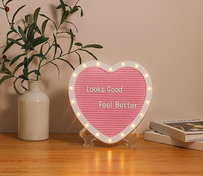 Heart-Shaped Felt Letter Board with Built-in LED Lights,10x10 Light-up Message Board with 663 Pre-Cut Letters,Cursive letters for Valentine’s Day Birthday Party,Pregnancy Announcement,Wedding