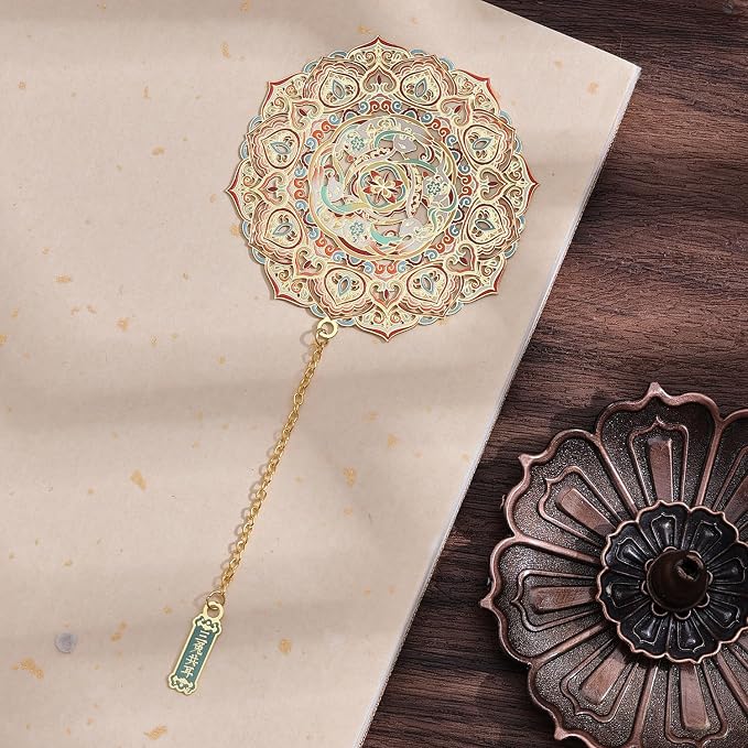 Elegant Dunhuang Metal Bookmark Gift Set, Luxury Bookmark with Pendant, Beautiful Three-Rabbits Gift Box for Book Lovers, Women and Teenage Readers