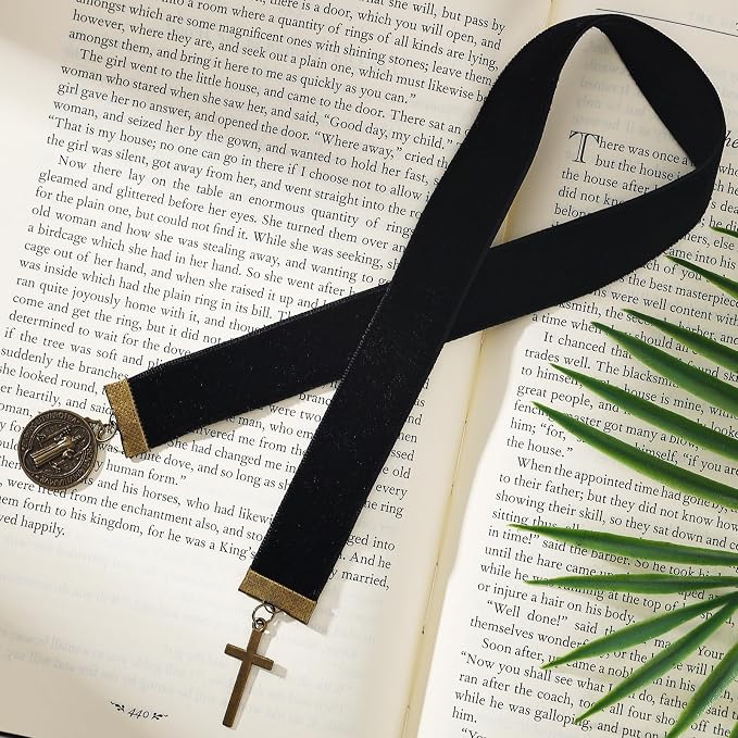 Vintage Religion Christian Bookmark with Cross Pendant Bible,Handmade Bookmarks for Reading Women,Men,Book Lovers,Girls,Teens,Teachers and Students