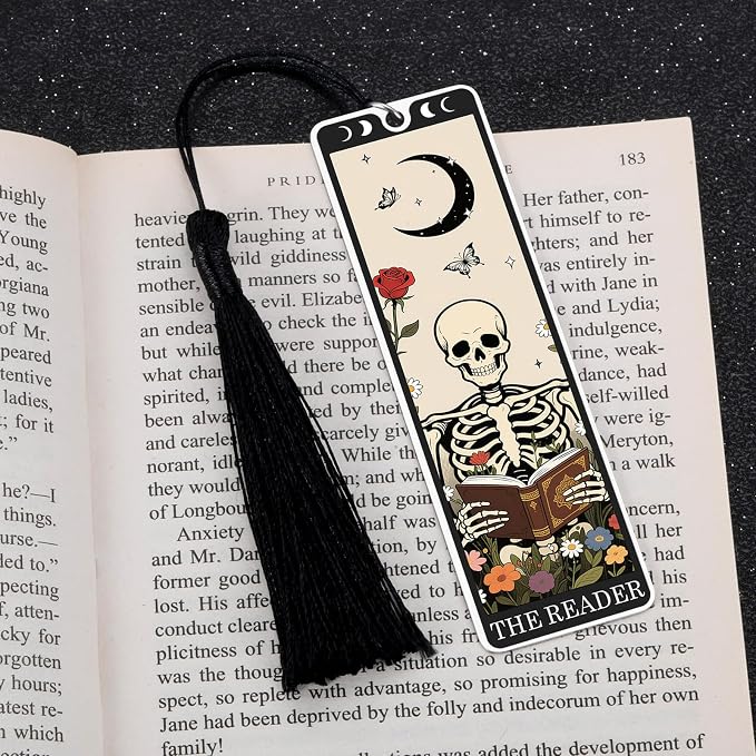 Tassel Bookmarks for Book Lovers - Christmas Bookmarks Tassels for Kids Goth Stocking Stuffers for Women Men - Funny Book Marks for Reading Women Men Spooky Christmas Gifts Wicked Tarot Cards Bookmark