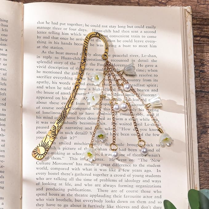 Flower Metal Bookmark Gifts - Charm Gold Floral Book Marks Y2k Beads Aesthetic Page Marker Reading Lovers Women Girls Bookish Friends Birthday Students Teachers School Office Accessories