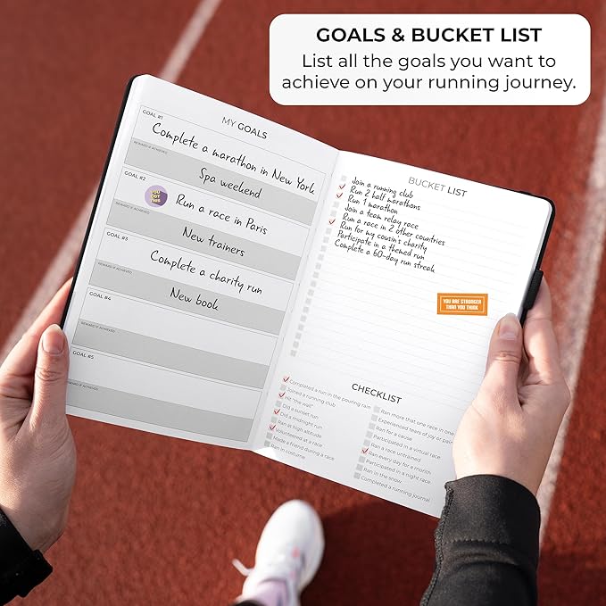 Clever Fox Running Log Book – Complete Run Training Tracker Journal – Runners Planner, Track Gifts & Stuff For Runners, Women & Men (Black)