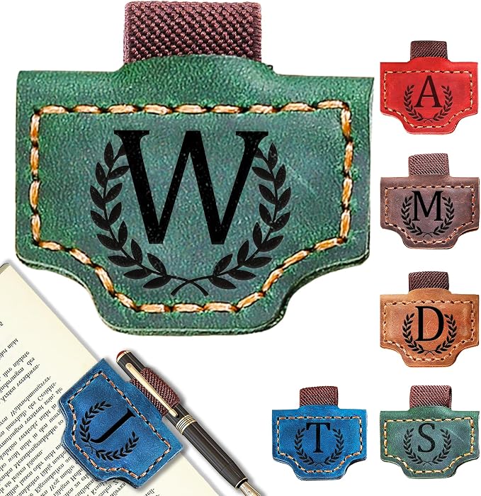 Personalized Leather Magnetic Bookmark with Pen Holder, Bookmark 26 Letters Name Initial Bookmarks for Readers, Book Lover Gifts for Women Men Notebook Accessories (Green, W)