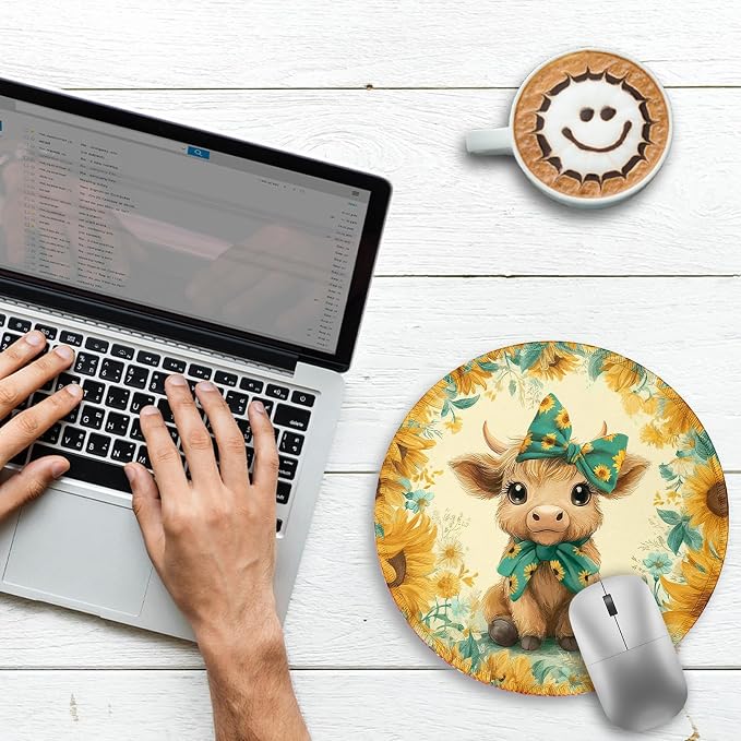 Gctriki Highland Cow Mouse Pad for Desk, Funny Round Mousepad for Laptop Gaming Stitched Edge Non-Slip Rubber Base, Cute Sunflower Bow Highland Cow Decor Gifts Office Desk Accessories for Women