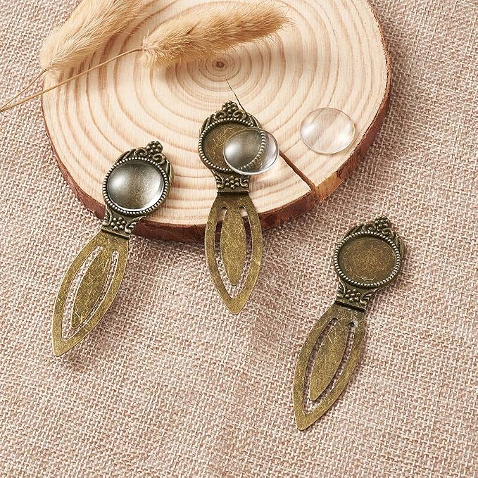 FASHEWELRY 5 Sets Antique Bronze Bookmark Pendant Tray Kit Include 18mm Round Blank Bezel Base Setting Charms with 10Pcs Clear Glass Dome Tiles Cabochons