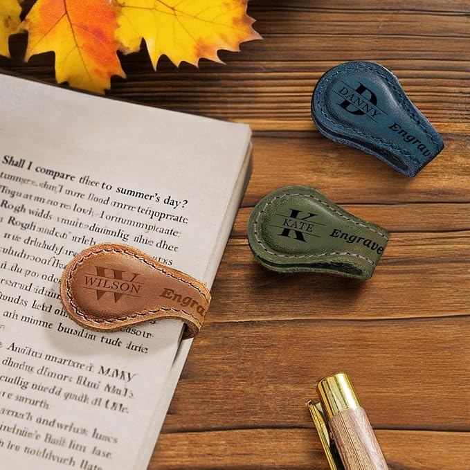Personalized Magnetic Bookmark for Men, Leather Book Clip Engraved Book Marks for Women, Personalized Gifts for Book Lovers, Christmas, Birthday, Valentines Day (Green-Magnetic)