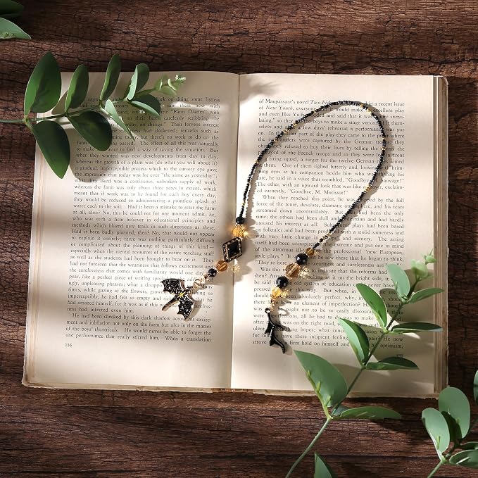 Black Dragon Wing Beaded Bookmark - Fantasy Gothic Beads Book Mark for Women & Men, Unique Aesthetic Accessories Bookish Gifts for Booklovers Students Teachers
