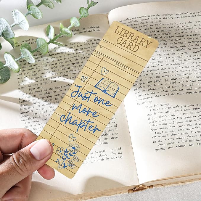 Vintage Bookmark Bulk Gifts - 100 Pcs Brown Library Card Paper Bookmarks for Women Girls Students Book Lovers Retro Quote Page Clips School Reading Accessories Bookish Birthday Graduation Gift
