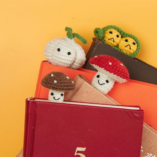 3D Crochet Vegetable Bookmarks, Funny Cute Crochet Bookmarks for Women Adults, Book Lover Gifts, Gifts for Women, Unique Reading Gifts, Handmade Knitted Bookmarks, Party Favors