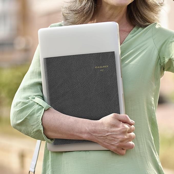 AT-A-GLANCE 2027 Monthly Padfolio Refill for 7029005, 13-Month Jan-Jan, 9" x 11", Executive (709091027)