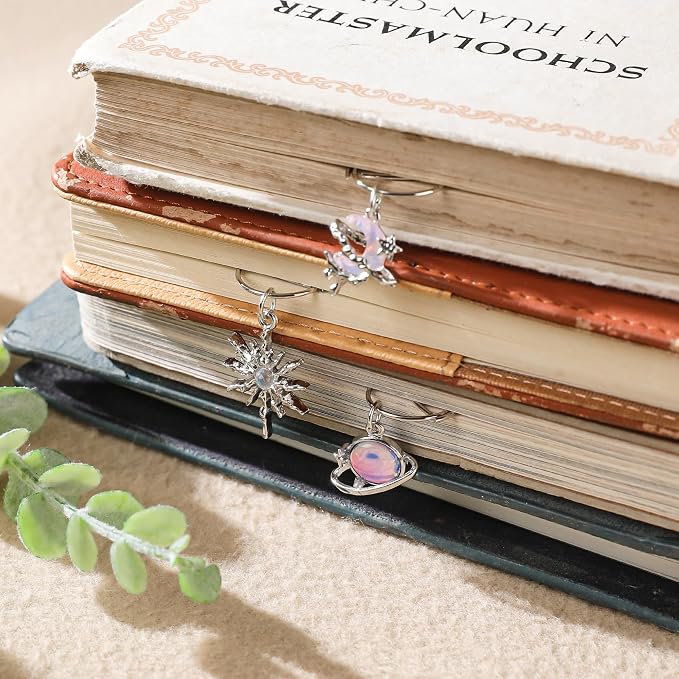 Fantasy Metal Bookmark Gift - 8 PCs Cute Y2K Star Moon Paperclip Book Mark Personalized Page Markers for Reading Lovers Women Girls Birthday Retirement Students Teachers School Accessories