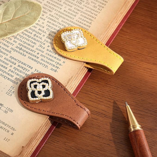 2PCS Magnetic Bookmarks with Pen Clip, Leather Bookmarks for Women, Magnetic Pen Holder Book Accessories, Four-Leaf Rose