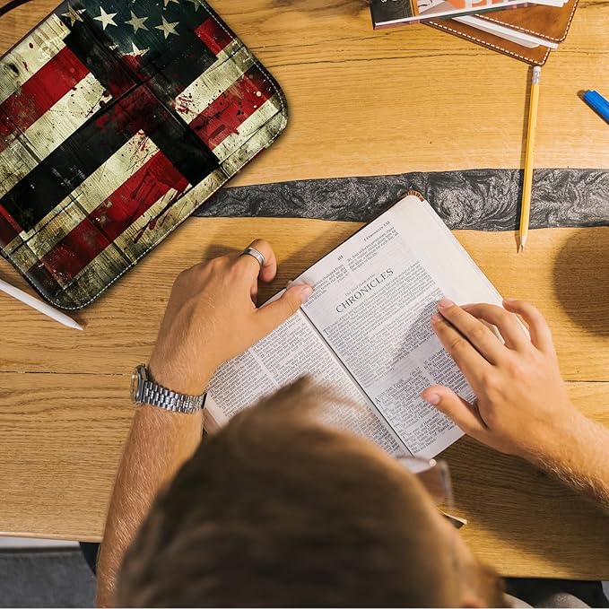 Bible Cover for Men Women,Large Leather Bible Case Fit Book Up to 11x8x2 Inch,Cross on American Flag Bible Covers Bible Study Carrier Church Bags w/Handle & Zipper