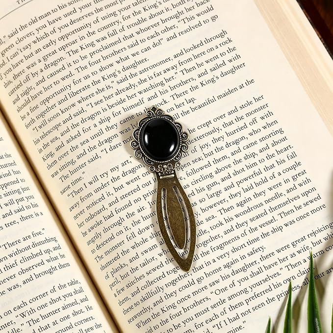 1Pcs Vintage Black Onyx Bookmark with Natural Crystal Stone - Fantasy Brass Metal Black Obsidian Bookmarks for Reading Women, Men, Book Lovers, Girls and Teachers Book Marks(Black Onyx)
