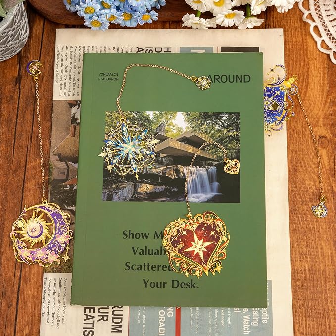 4 Pieces Metal Starry Sky Series Bookmark, Perfect for Women Readers (BKM-065-F4)