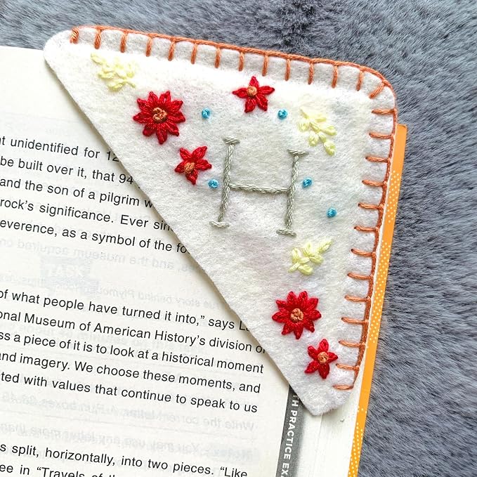 Personalized Hand Embroidered Corner Bookmark, Cute Flower Book Mark, Hand Stitch Gift for Women Book Lovers by HNQCPCVU (H, White)