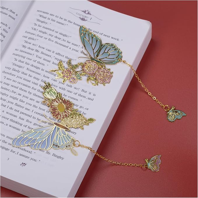 4 Pack Metal Butterfly Bookmarks, Aesthetic Vintage Bookmarks with Chain Cute Funny Bookmark, Unique Gifts Book Markers for Book Lovers/Women Writers Readers